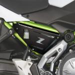 Plaques lat&eacute;rales Barracuda KAWASAKI Z650-NINJA 650