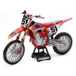 R&eacute;plique 1/12&egrave;me MOTO GAS GAS 450 MCF RED BULL J.BARCIA NEWRAY