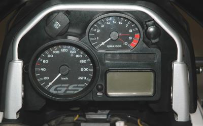 Compteur Touratech C&acirc;che pour cockpit avec 2 prises - Noir