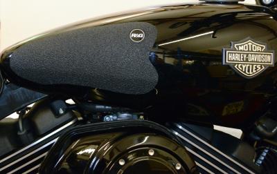 Grip de r&eacute;servoir R&G Easy Grip Noir XG750 Street (14-18)