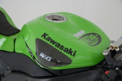 Prot&egrave;ge r&eacute;servoir R&G Racing Sliders de r&eacute;servoir - carbone Kawsaki ZX6-R