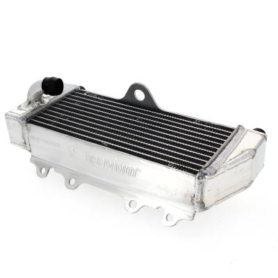Radiateur Tecnium gauche soude/grande contenance