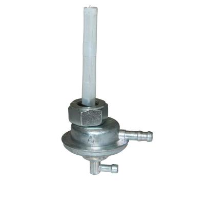 Robinet &agrave; essence P2R ROBINET ESSENCE SCOOT ADAPTABLE CPI 50 GTR, HUSSAR, OLIVER, POPCORN-GENERIC 50 XOR, IDEO-KEEWAY 50 F-ACT, FOCUS, HURRICANE, MATR