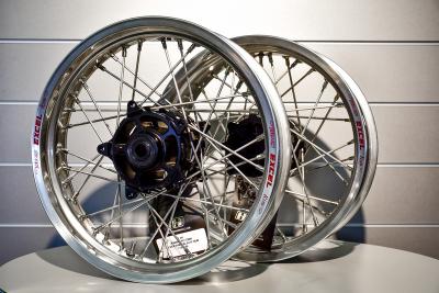 Roue Haan Wheels arri&egrave;re compl&egrave;te 17x5,50x36T