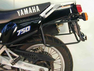 Support valises Hepco & Becker Tubulaire pour syst&egrave;me d'&eacute;chappement Sebring - noir