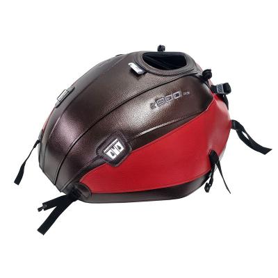 Tapis de r&eacute;servoir Bagster MARRON METALISE/DECO ROUGE